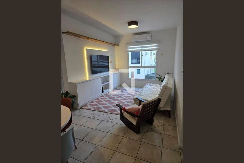 Furnished apartment, 69 m², with a washing machine