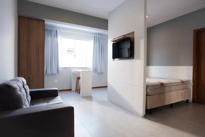 Furnished 1-bedroom apartment with 1 bathroom — photo 6