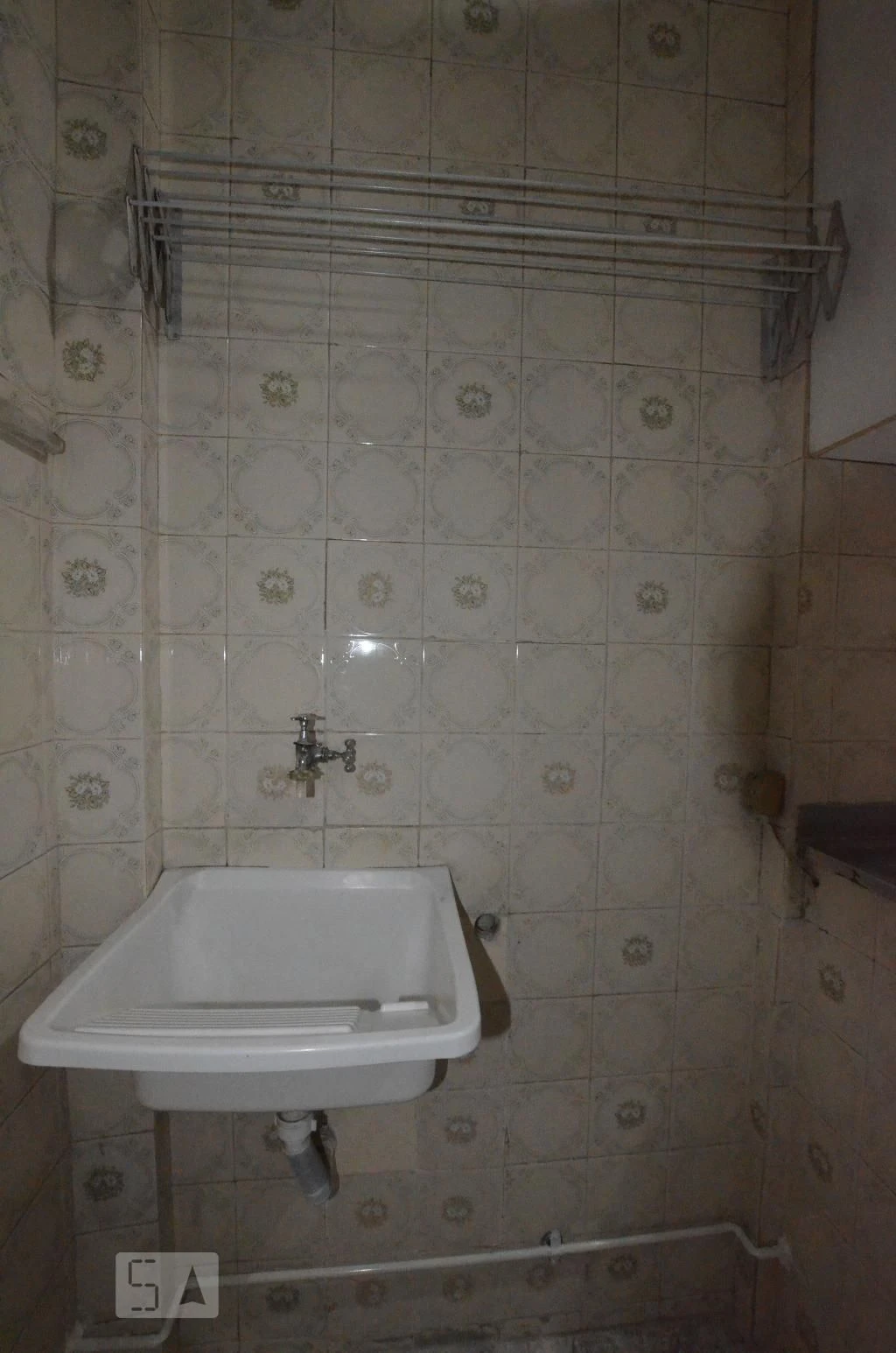 2-bedroom apartment in a building with a gym — photo 12