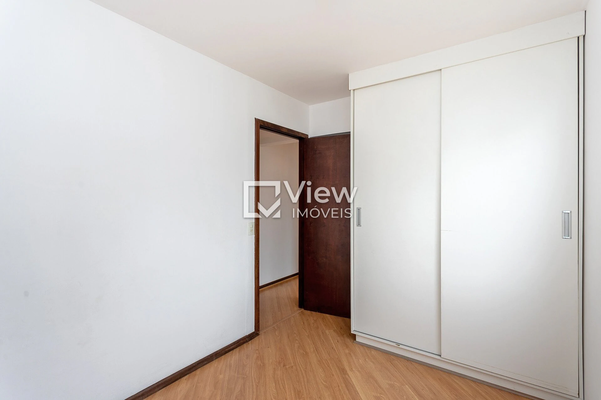 Apartment, 70 m², with wood or laminate floors — photo 17