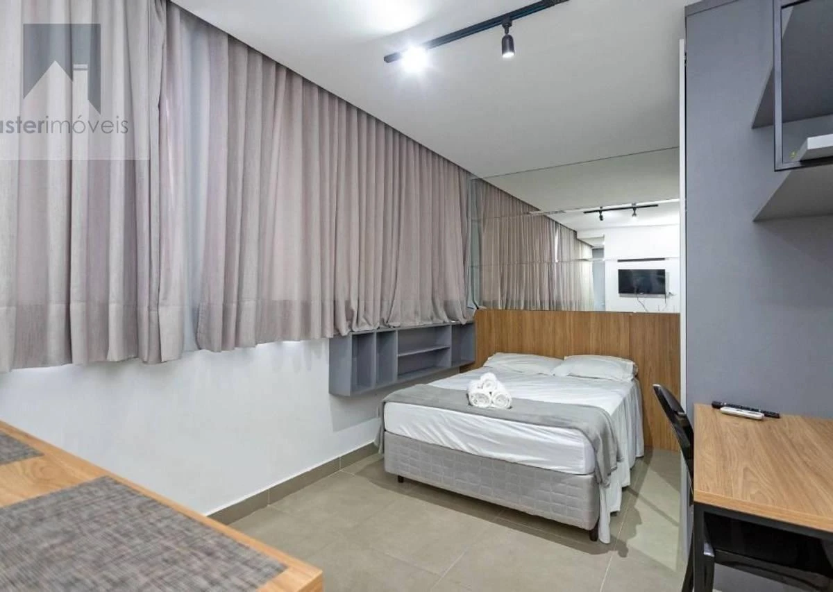 19 m² apartment with floor-to-ceiling windows and a dryer — photo 2