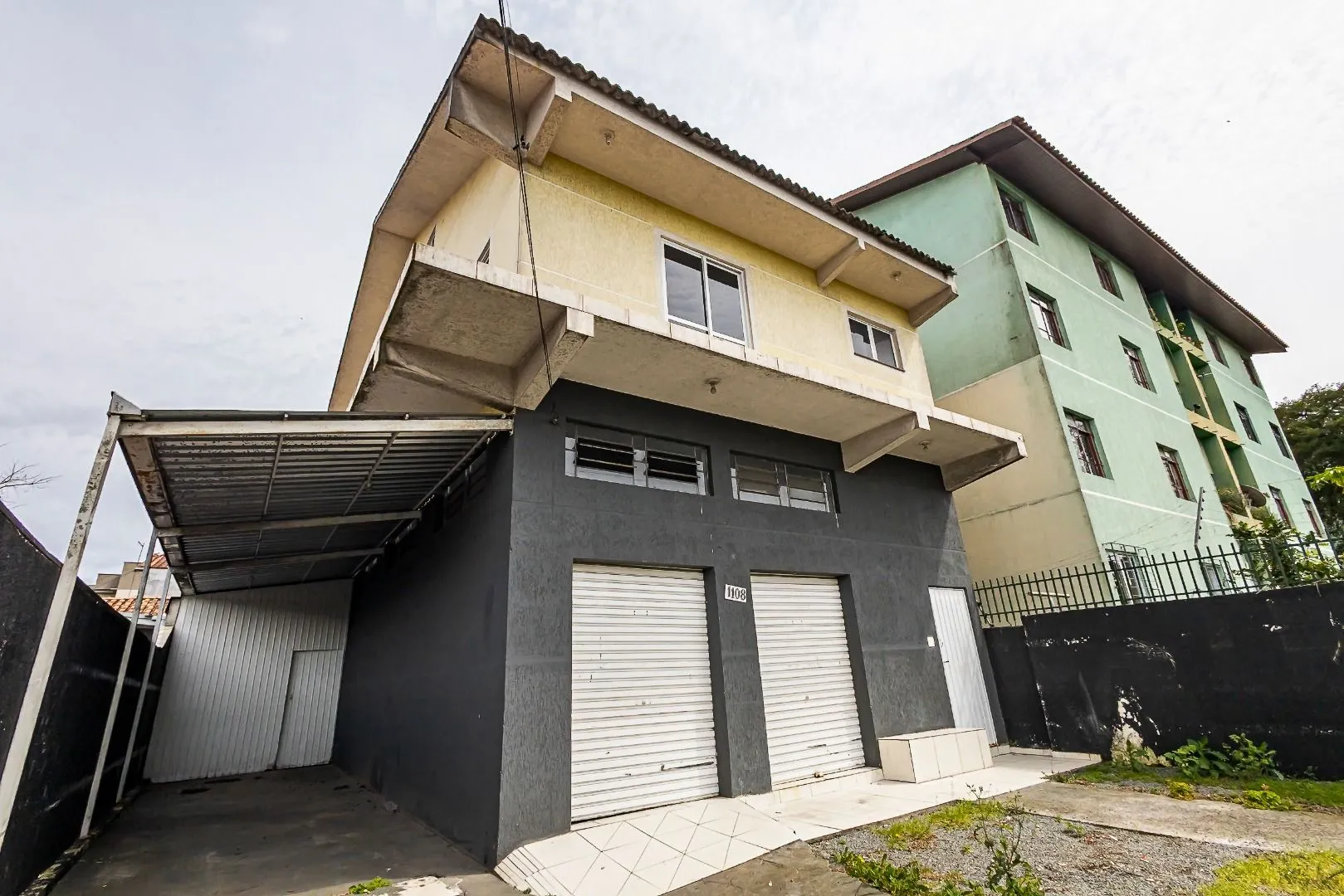 Casa com 2 dormitórios e 300 m² — photo 6