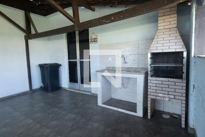 2-bedroom apartment in a building with a pool — photo 3