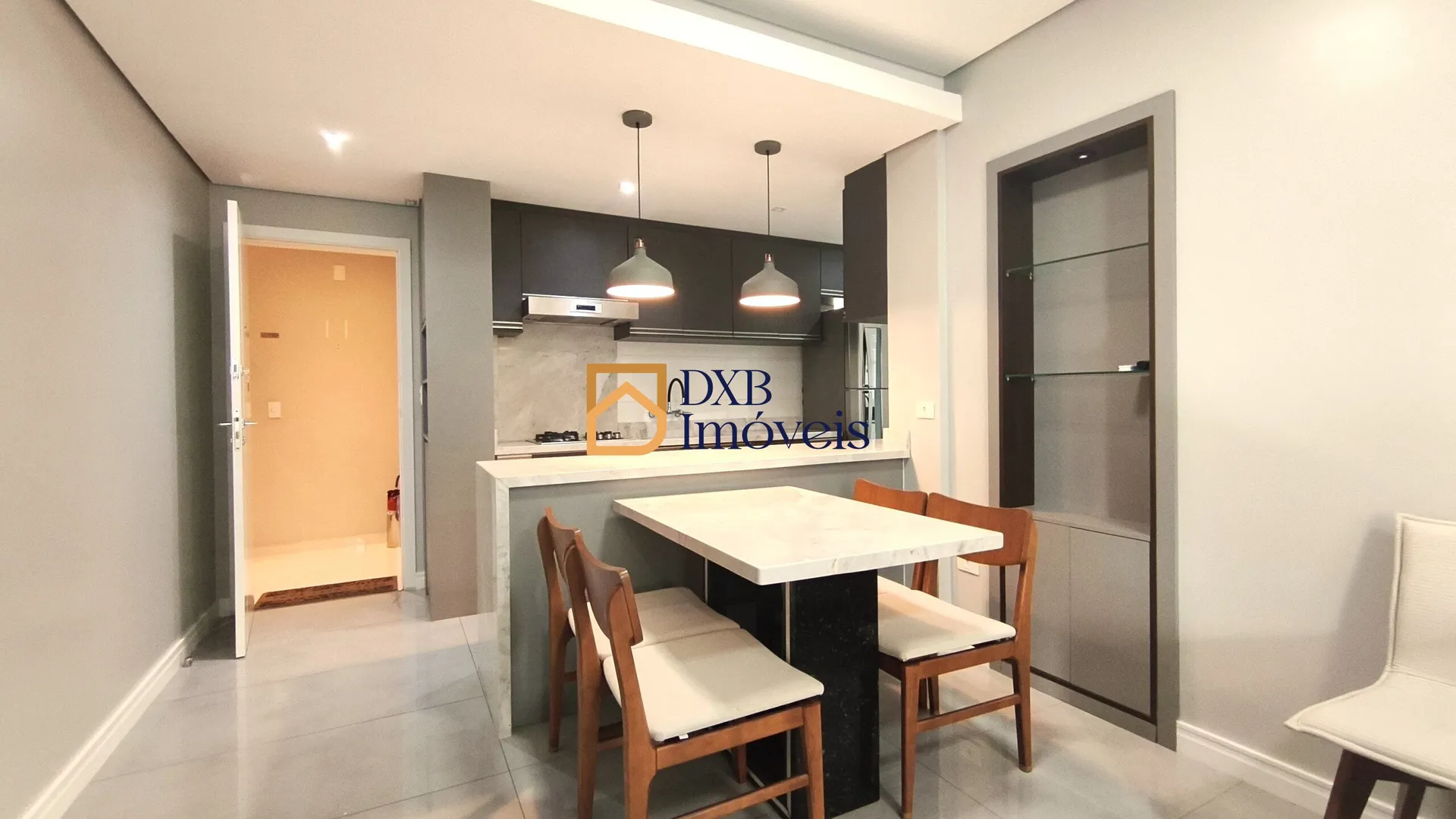2 en-suite bedroom apartment with open-plan kitchen — photo 5