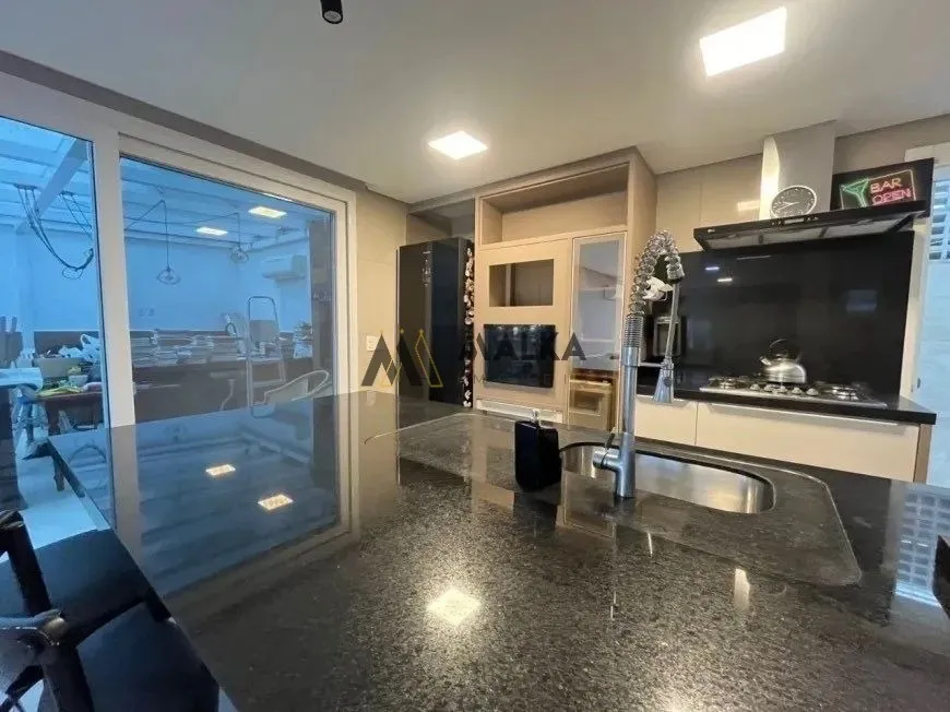 Casa en alquiler con 3 dormitorios y 4 baños — photo 33