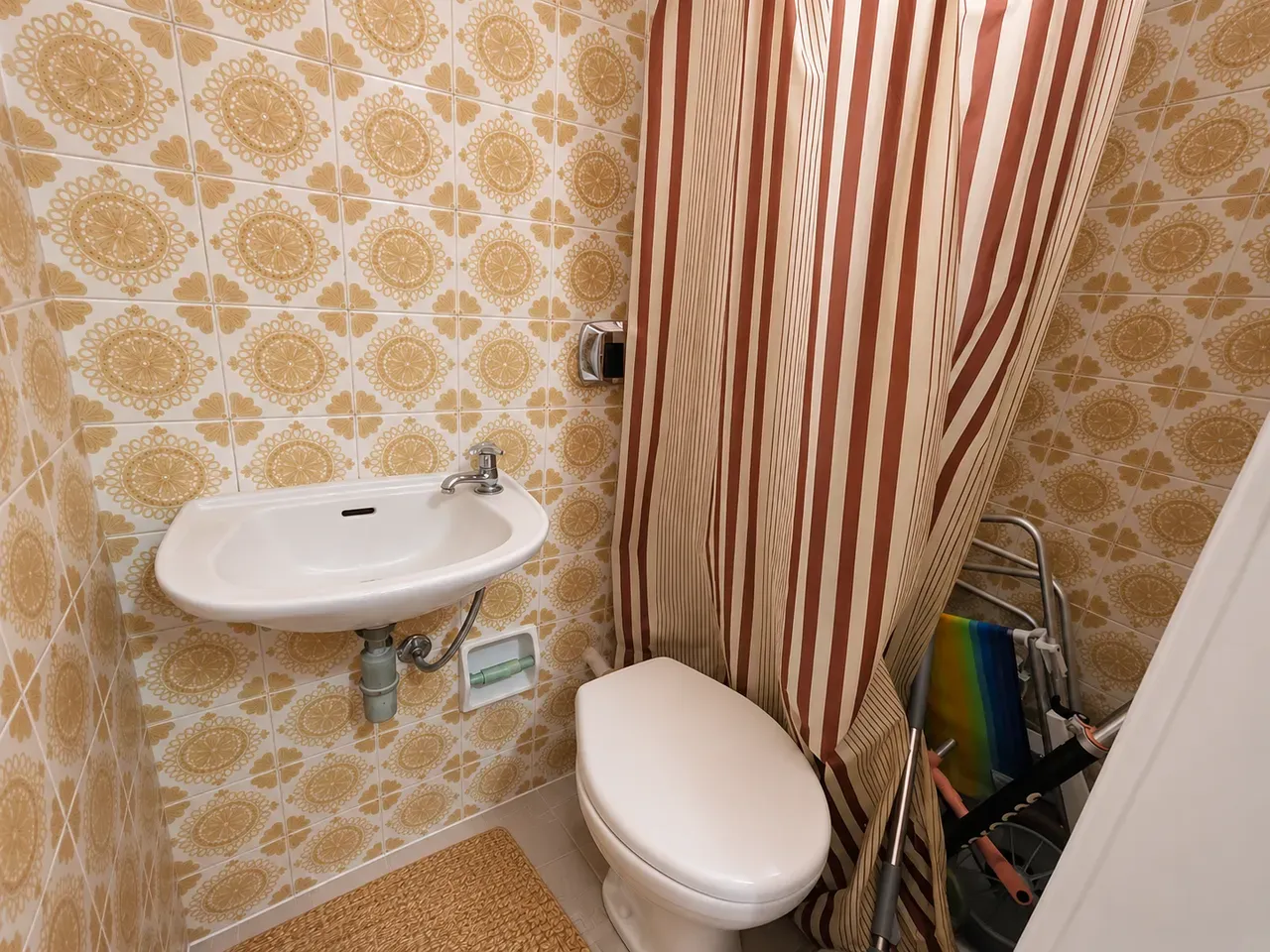 3-bedroom apartment with a home office — photo 2