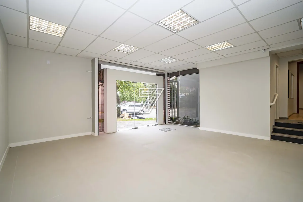 Unfurnished house with 5 bedrooms and 5 bathrooms — photo 20