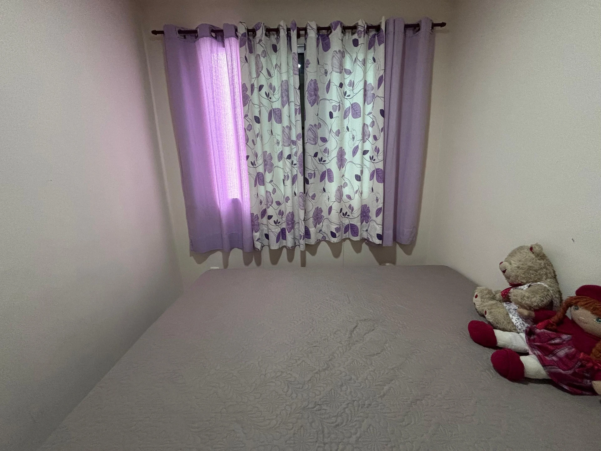 Furnished 2-bedroom apartment with open-plan gas kitchen — photo 10