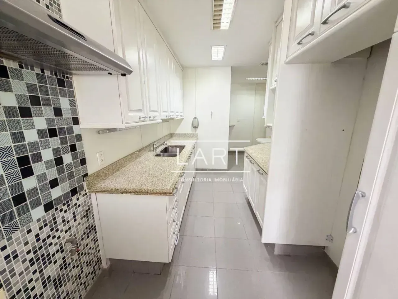 Квартира з 3 спальнями і 4 ванними, 190 м² — photo 20