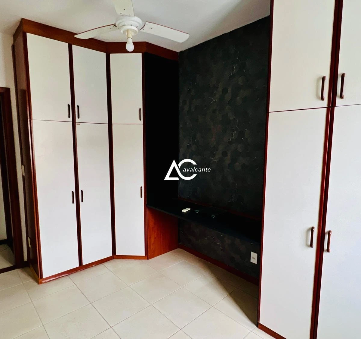 Дом 200 м² с отдельной кухней и 3 парковками — photo 10