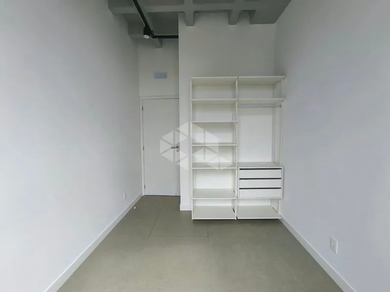 2-bedroom apartment with a washing machine — photo 8