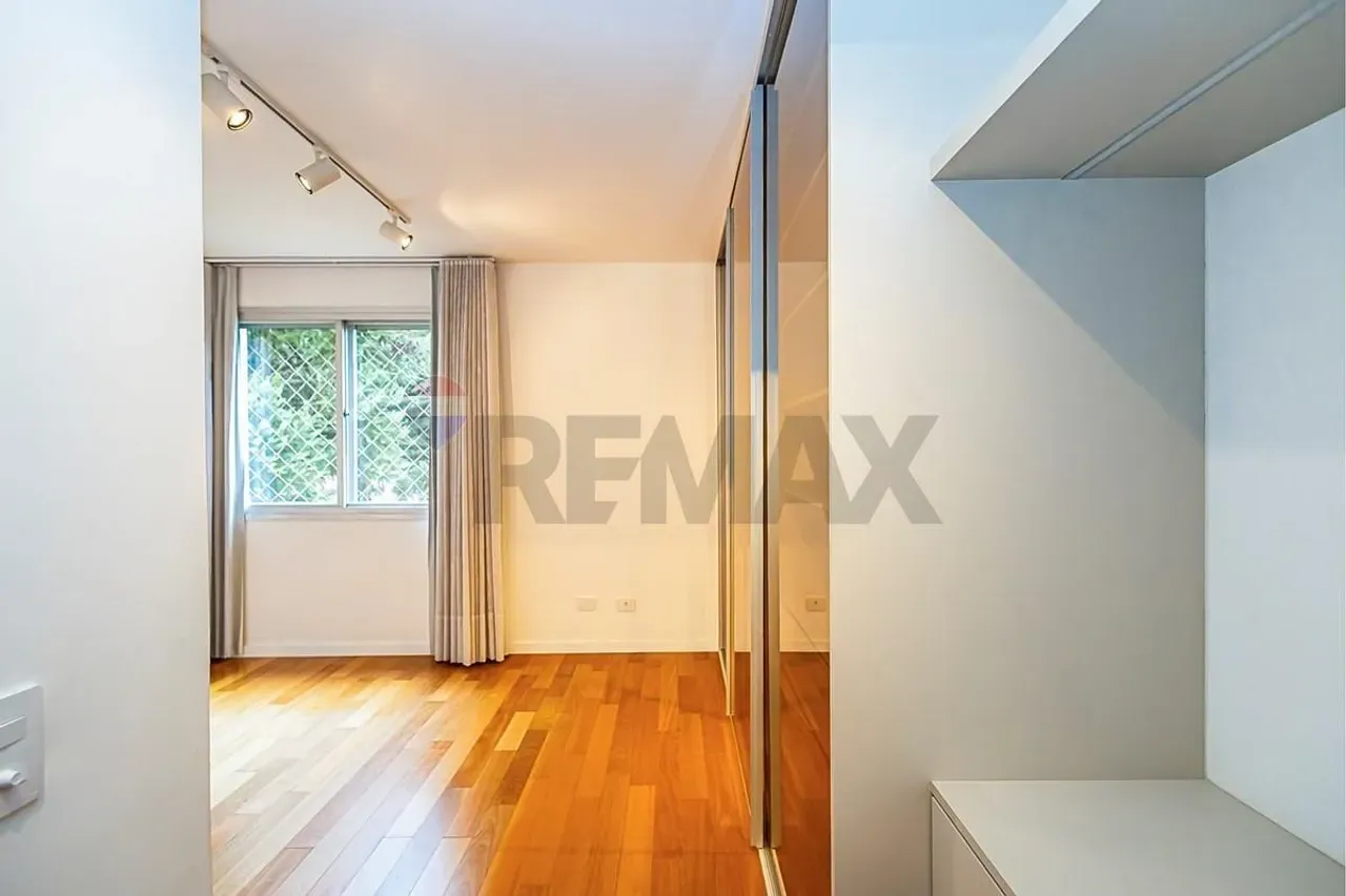 3-bedroom apartment with a separate gas kitchen — photo 26