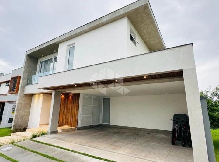 Rental house with 4 en-suite bedrooms and 350 m² — photo 5