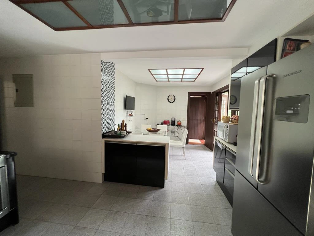 Furnished 505 m² house with 4 bedrooms and balcony grill — photo 7