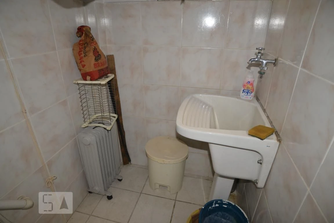 Furnished 2-bedroom apartment with 1 bathroom — photo 20