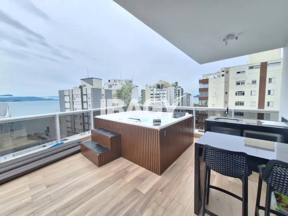 Penthouse dúplex amueblado con 3 dormitorios y 170 m² — photo 33