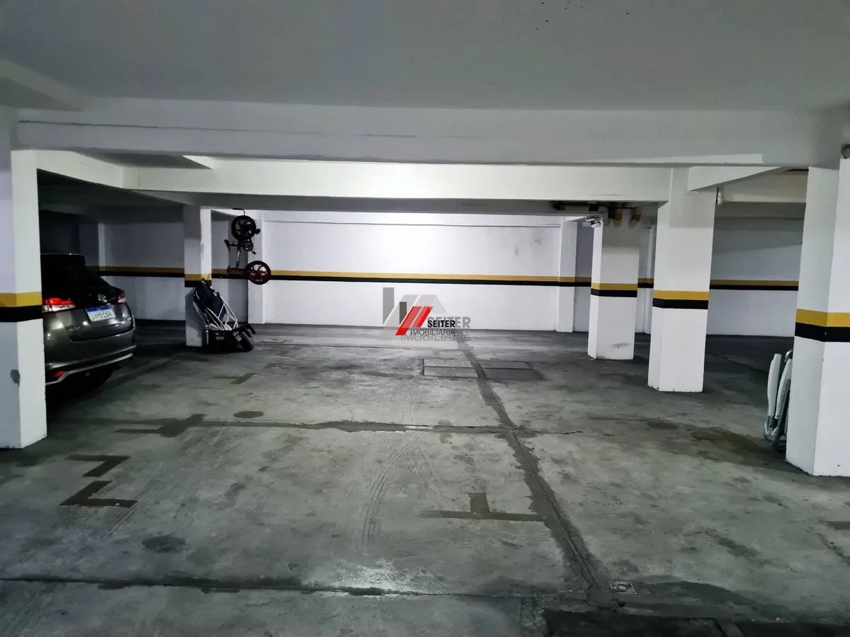 Меблированная квартира 212 м² с застекленным балконом — photo 45