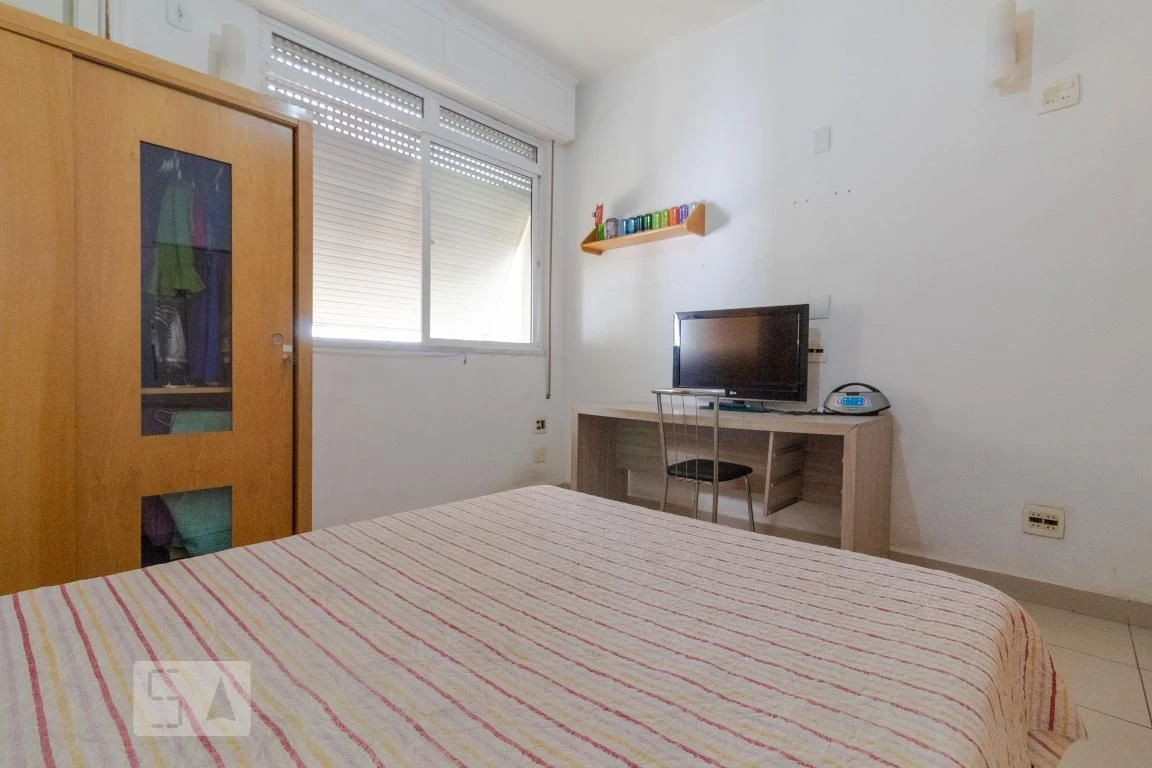 3-bedroom apartment with a water view — photo 13