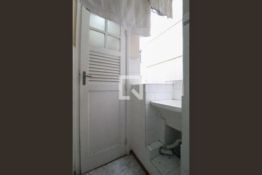 Apartamento com piso de madeira ou laminado, Copacabana — photo 17