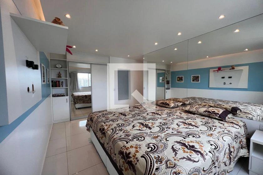 2-bedroom apartment in a building with a gym — photo 23