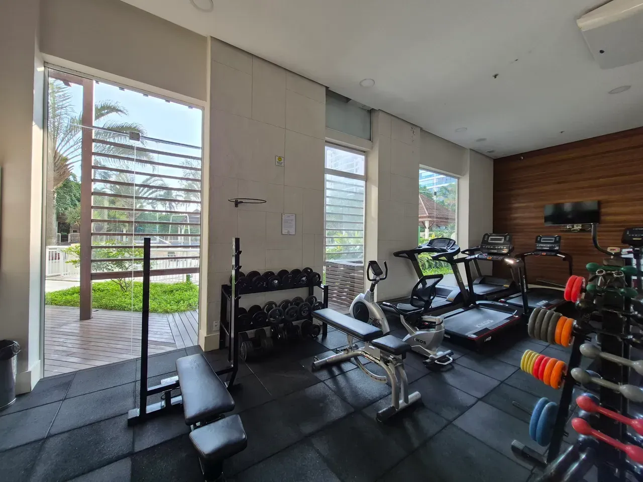 Duplex with 225 m², 3 bedrooms, and open-plan kitchen — photo 61