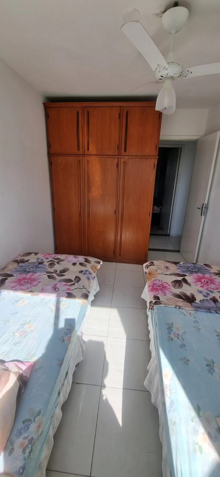 Furnished 3-bedroom apartment with separate kitchen — photo 12