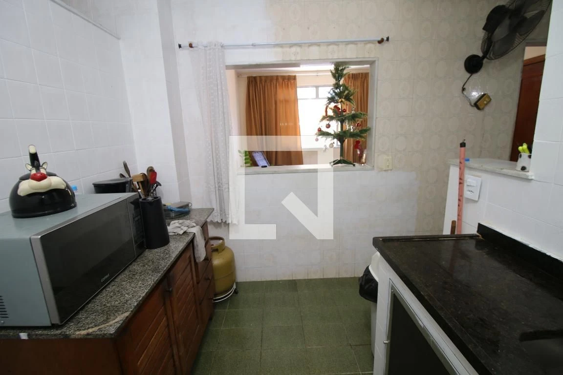 2-bedroom apartment with a home office — photo 21
