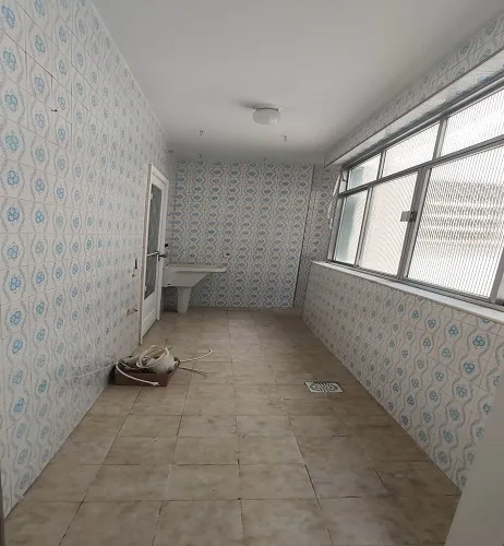2-bedroom apartment with 1 bathroom, no parking — photo 10