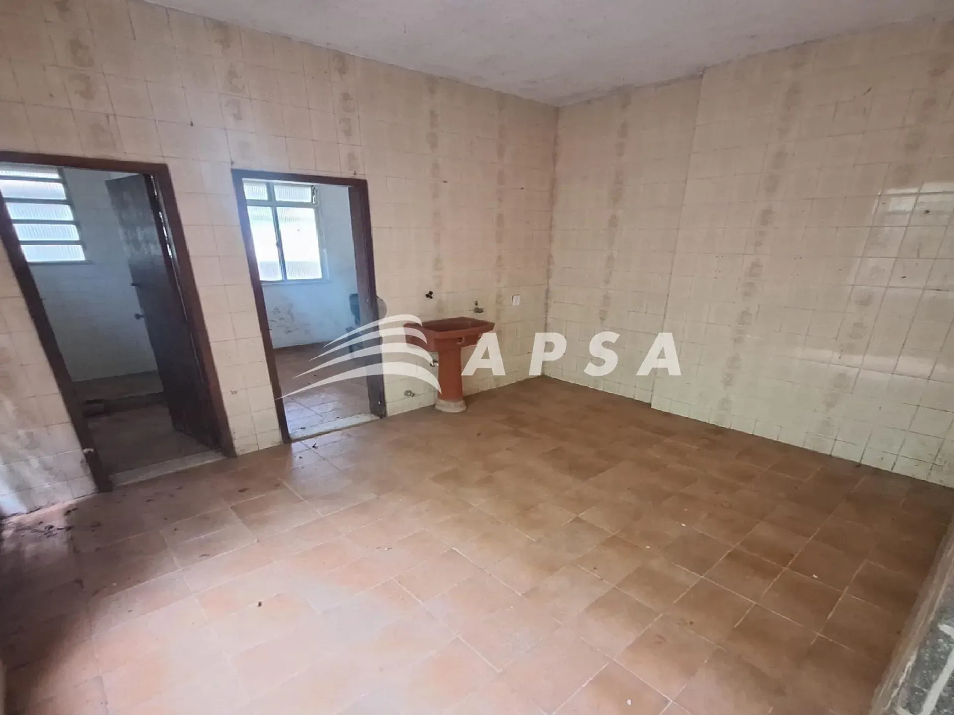 Casa sem mobília com 5 quartos e 625 m² construída — photo 31
