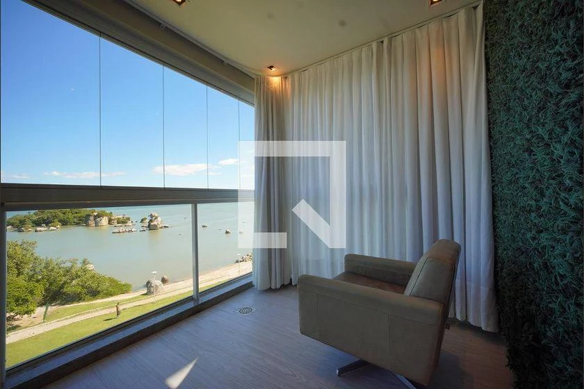 3-bedroom apartment with a water view in Florianópolis — photo 8