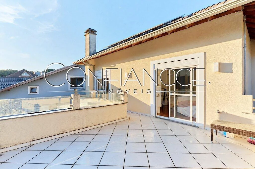 Casa mobiliada, 266 m², com banheira — photo 10