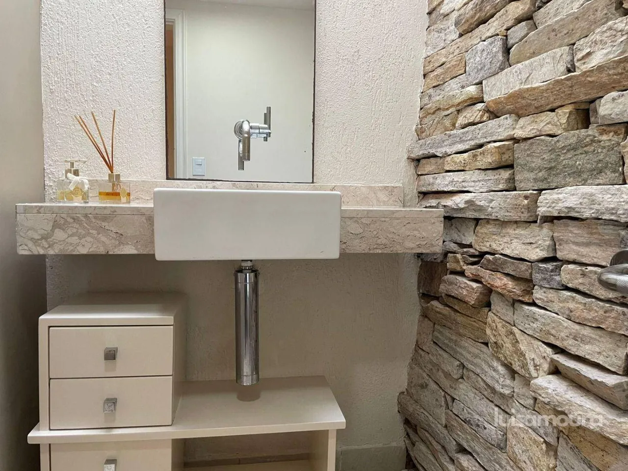 Furnished 4-bedroom house with 5 bathrooms — photo 6