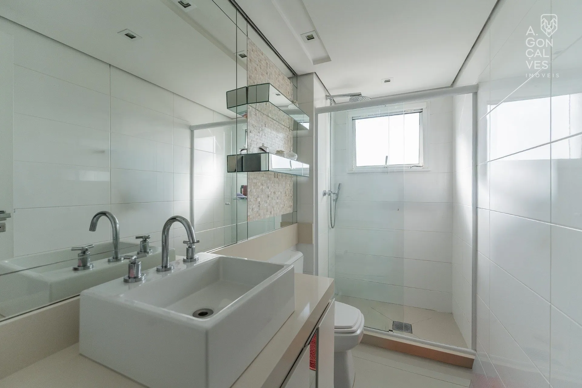Apartamento de 3 suítes com 228 m² e 3 vagas — photo 9