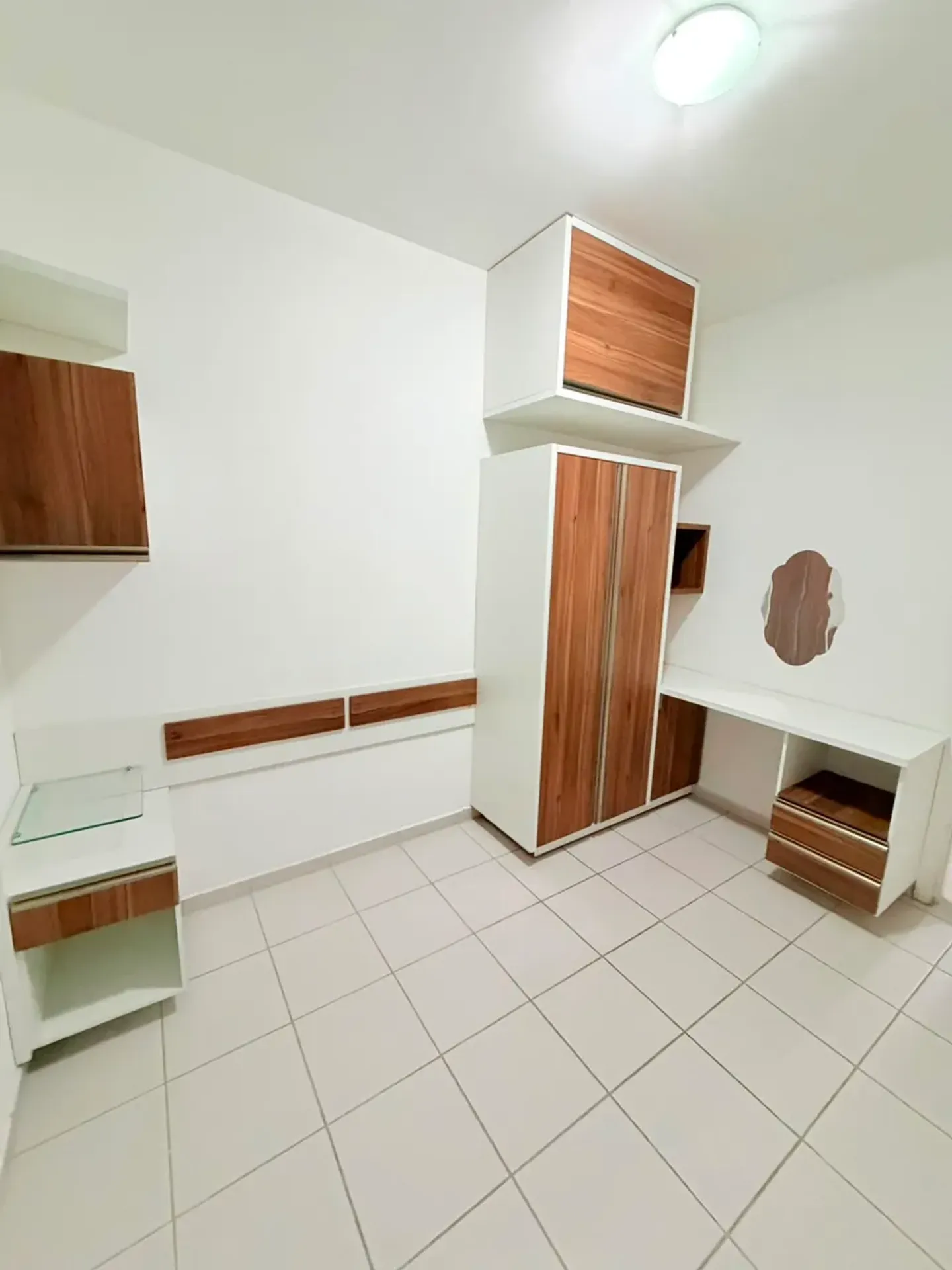 3-bedroom apartment with balcony and private garden — photo 3