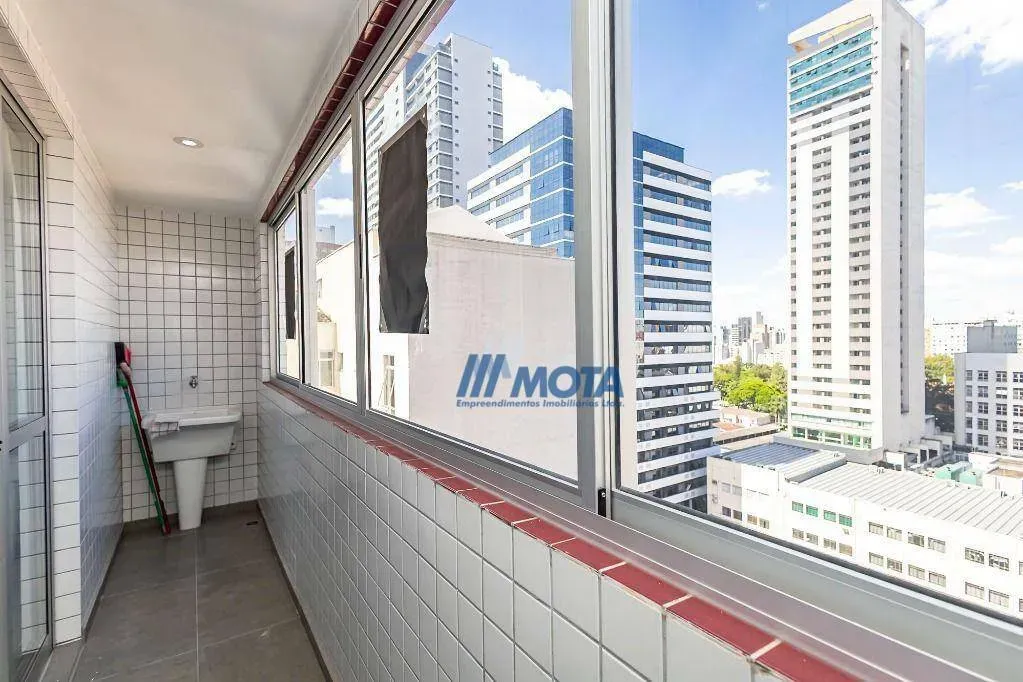 Furnished-free 40 m² studio with a balcony — photo 16