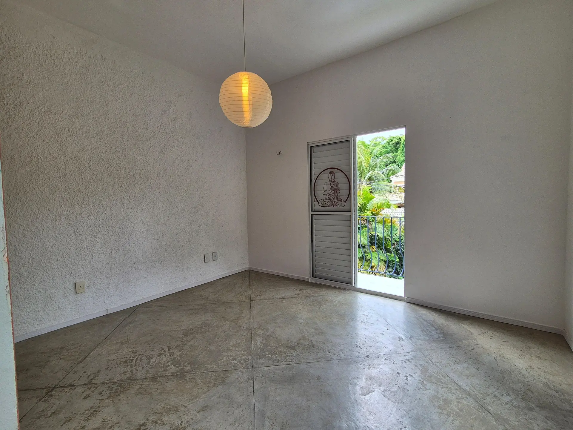 Condominium house to rent with 3 bedrooms and a suite — photo 34