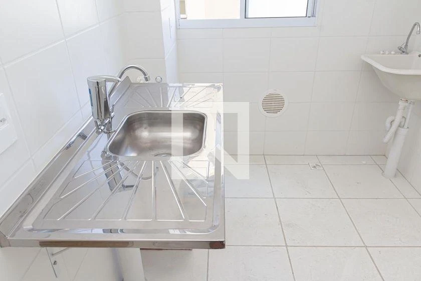 2-bedroom rental apartment with 42 m² and parking — photo 37