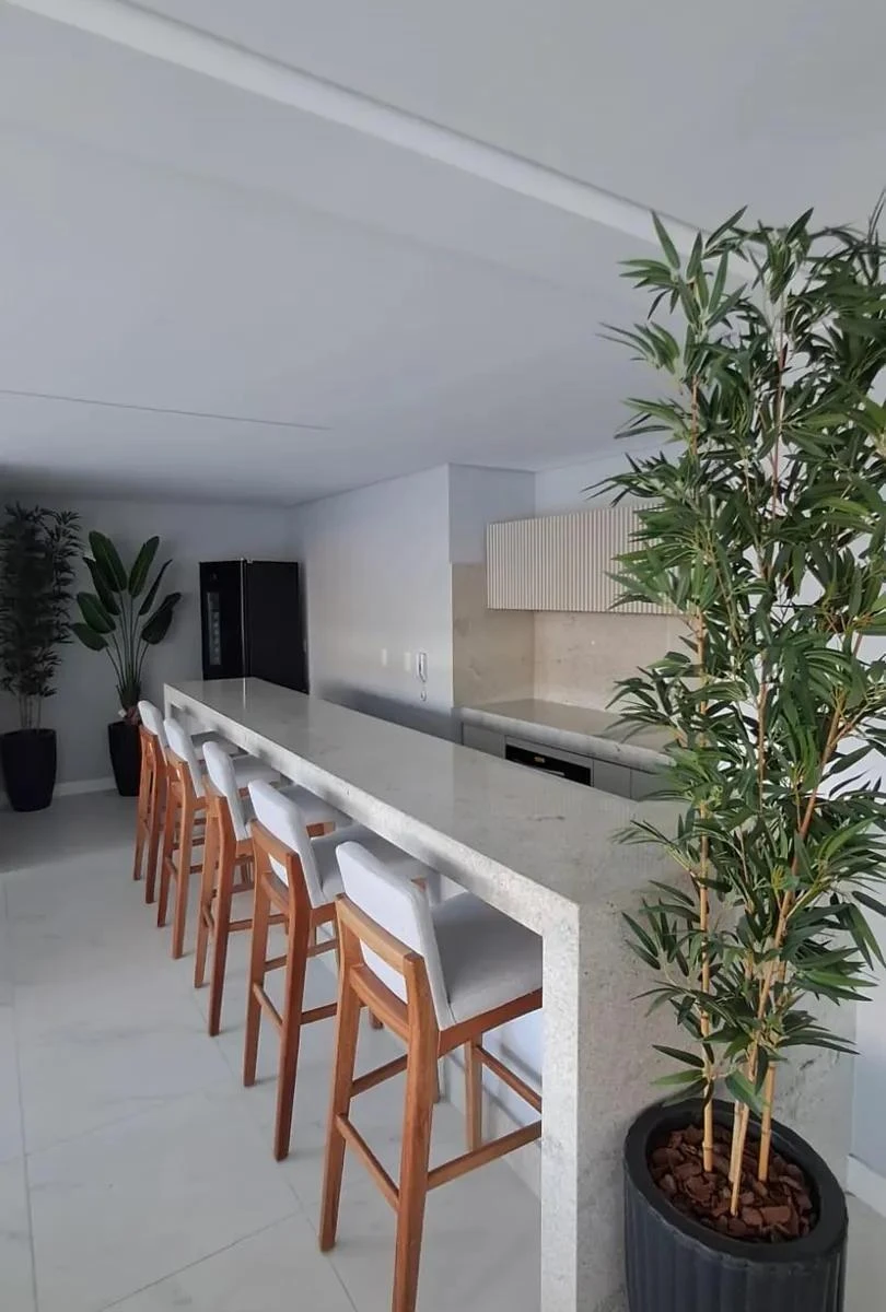3-bedroom apartment with floor-to-ceiling windows — photo 12
