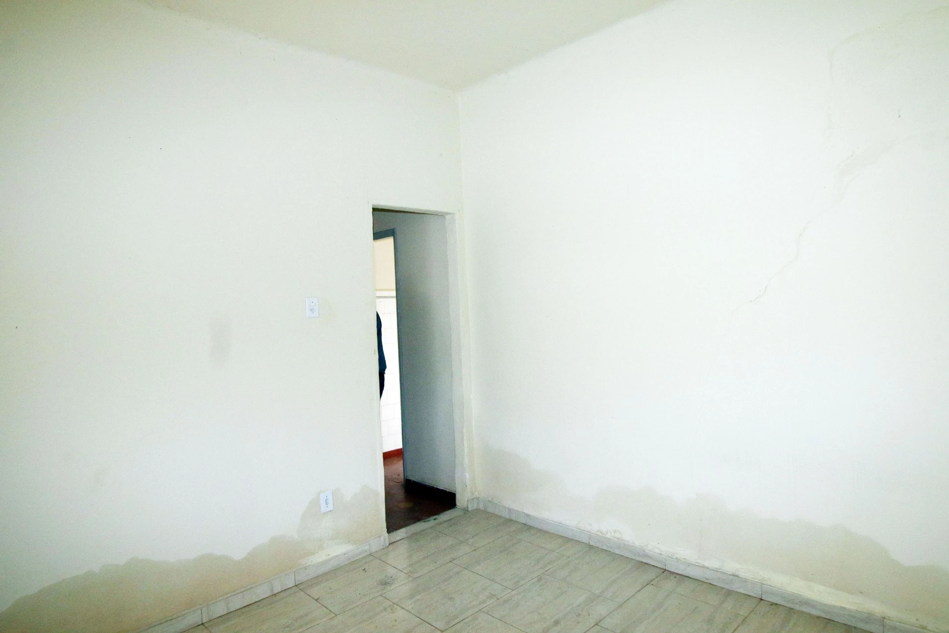 One-bedroom house with a garden — photo 17