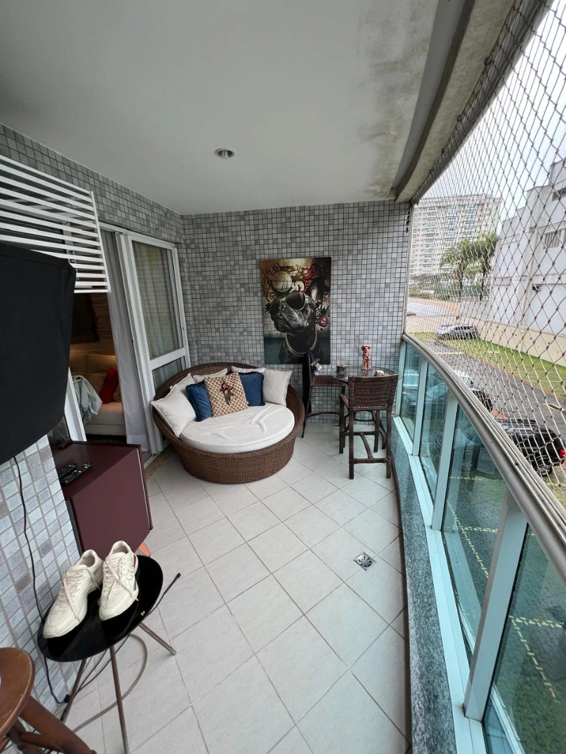 3-bedroom apartment with 3 en-suite baths and 4 total — photo 24