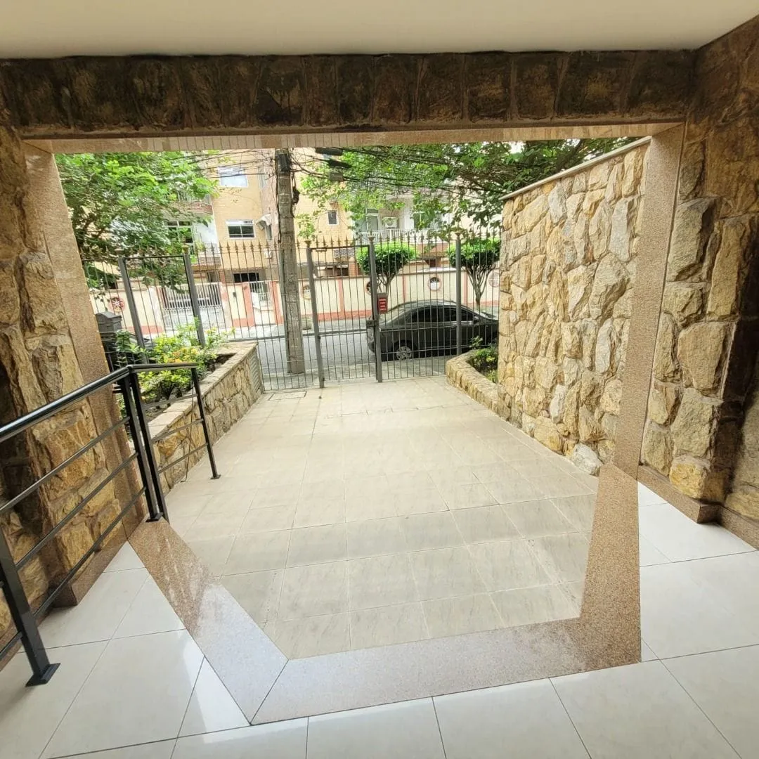 Furnished 95 m² apartment with 2 bedrooms and balcony — photo 24