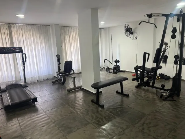 2-bedroom, 2-bath apartment with no parking space — photo 9