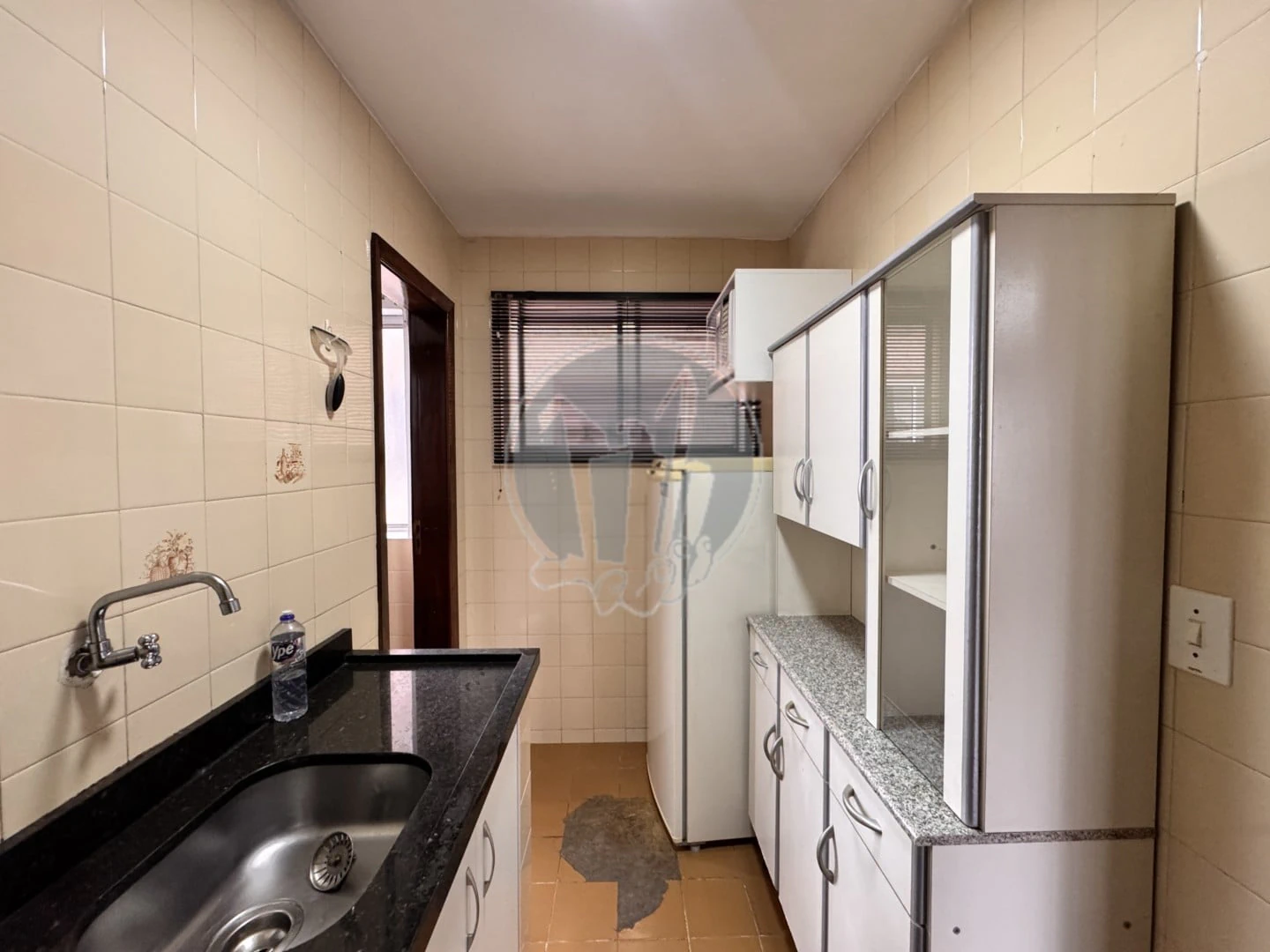 Деревянный пол или ламинат и 1 спальня: квартира 38 м² — photo 13
