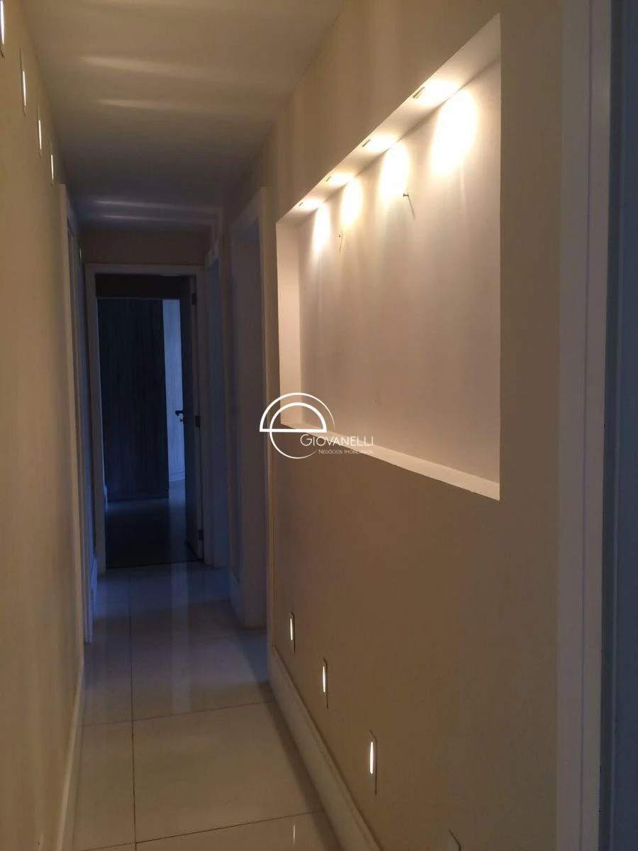 Apartamento de 300 m² com banheira e vista para a água — photo 4