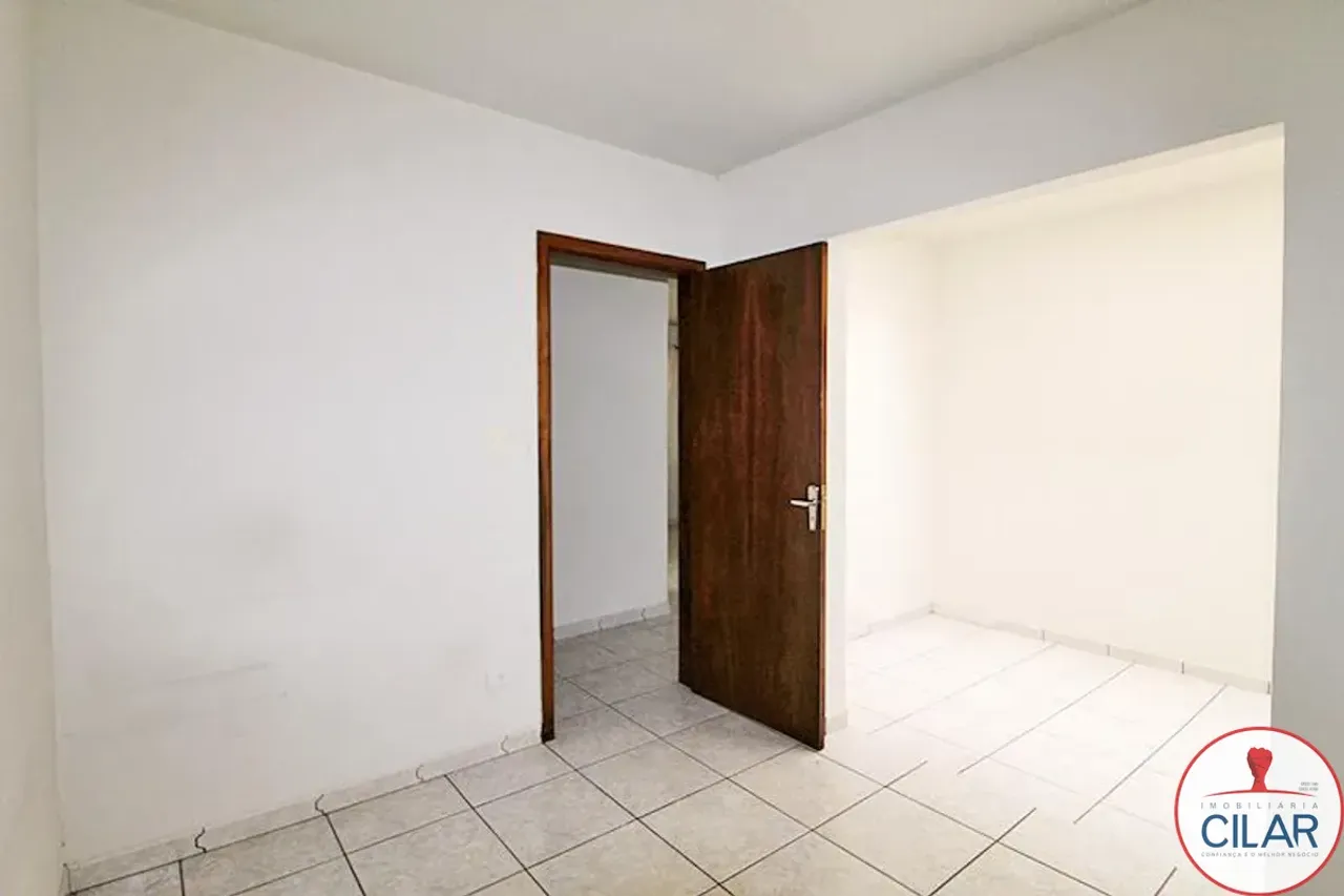 Unfurnished 4-bedroom house with 2 bathrooms — photo 17
