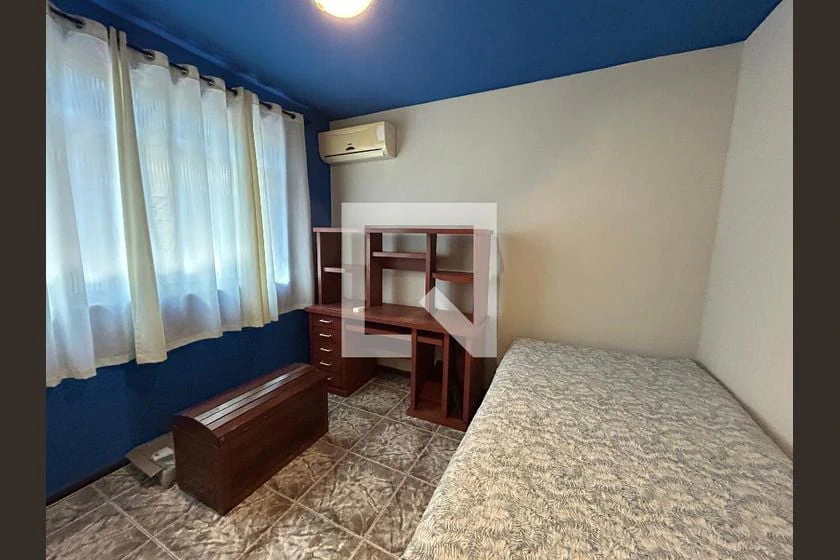 Furnished house with 2 bedrooms and 160 m², no parking — photo 19