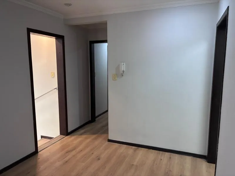 Home office in a 3-bedroom apartment, 160 m² — photo 16
