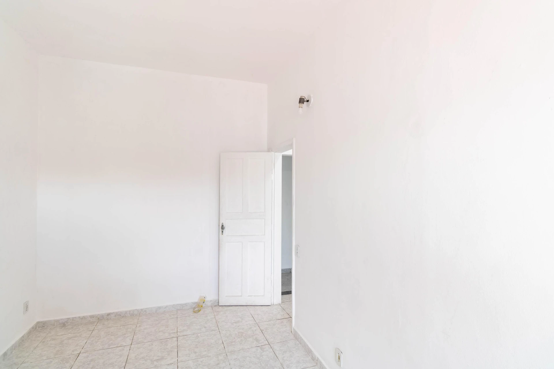 House with 3 bedrooms and a shared outdoor pool — photo 40