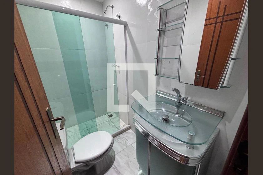 House with 4 en-suite bedrooms, 329 m² and 3 parking — photo 20