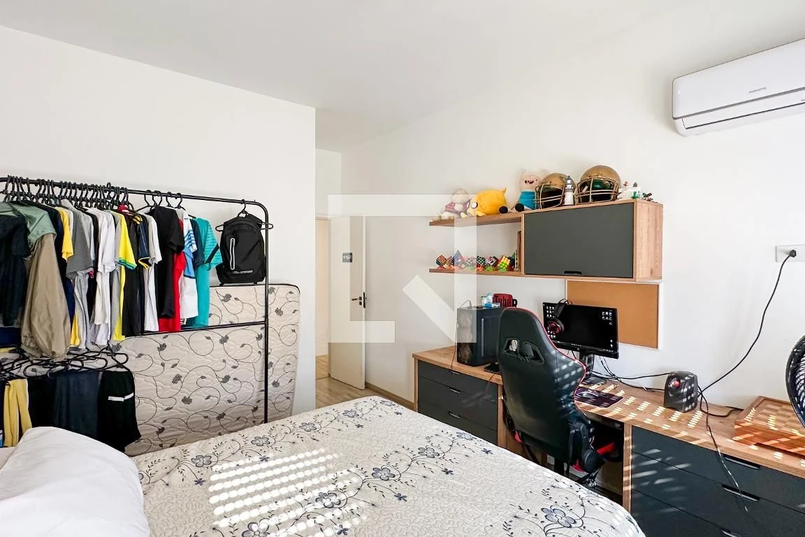 Furnished apartment, 144 m², with a walk-in closet — photo 3